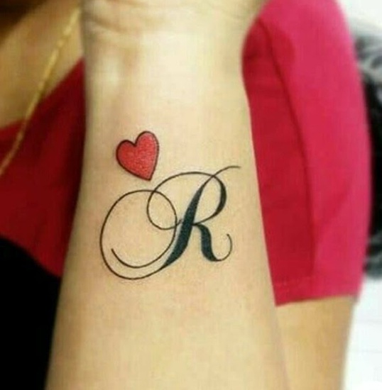 Alkuperäiset R -tatuointimallit