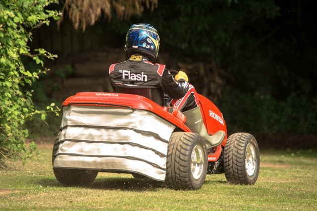 Honda 2014 snabbaste version presenterade baksida gräs samla avfall