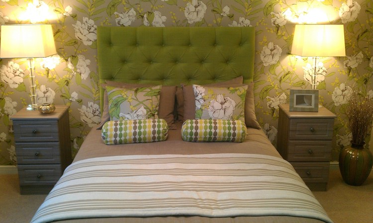 guide-box-spring-beds-green-stoppade-säng-head