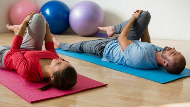Ryggsmärta Övningar i nedre delen av ryggen Yoga fördelar