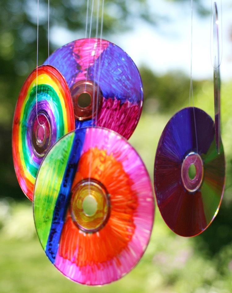 återvinning-tinker-barn-cds-trädgård-vindspel