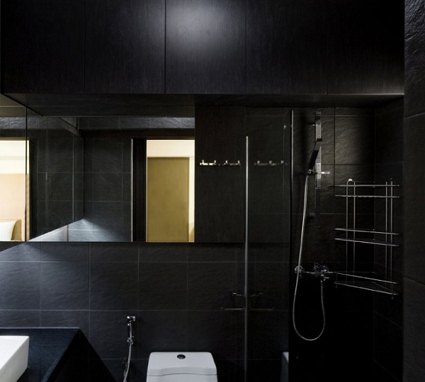 modern-lägenhet-svart-badrum-design
