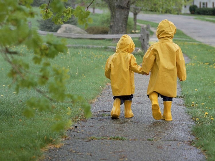 Regnkläder för barn väljer regnjackor Köptips till föräldrar