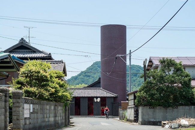 Japan arkitektur hamnstad Teshima hus renoverad konst modern design yokoo nagayama