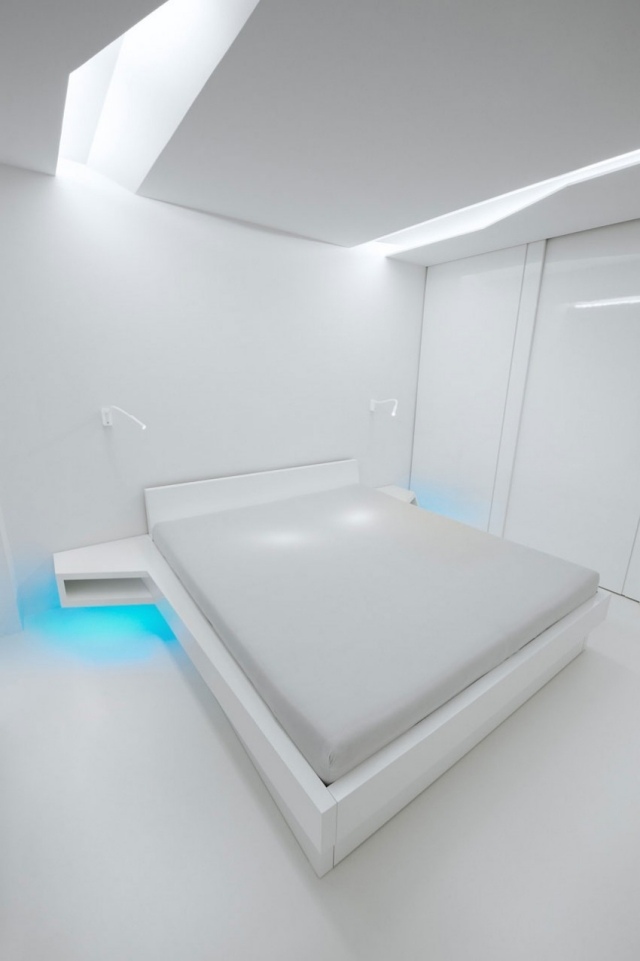 puristiska-säng-sovrum-renoverade-integrerade-led-remsor