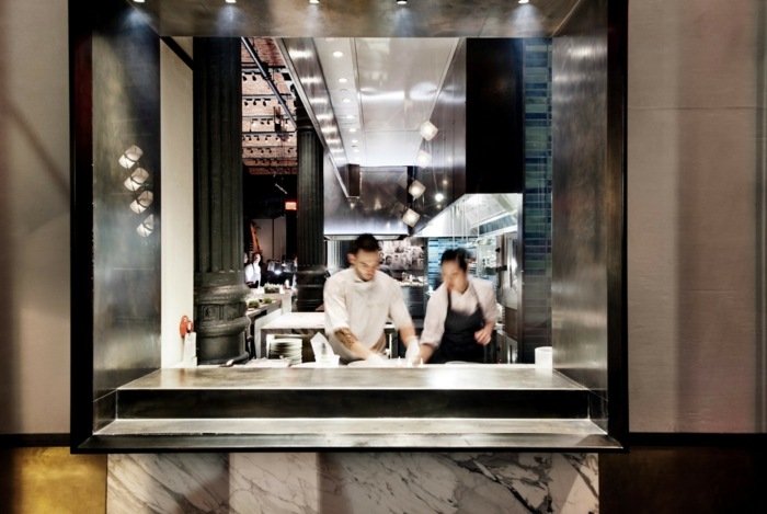 restaurang design öppet kök new york marmor
