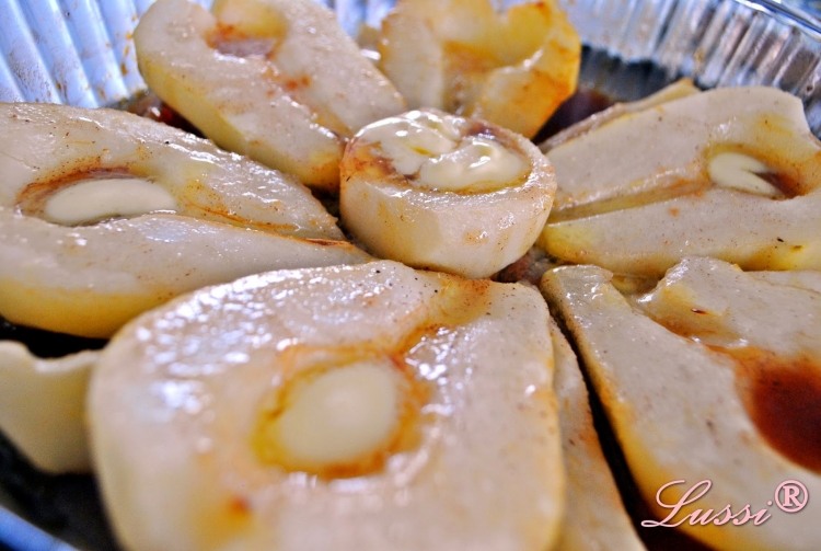 Recept-höst-dessert-päron-tårta-tatin-bakplåt-ugnsform-smör-smält-kanel
