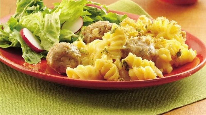 förbereda läckra middag pasta recept grön sallad