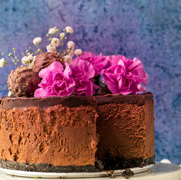 rocher-cake-cake-base-fyllning-no-bake-christmas-dessert-inspiration