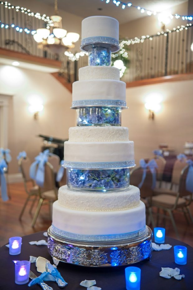 Bröllopsfest tårta kaka stå blommor LED -ljus tebelysning