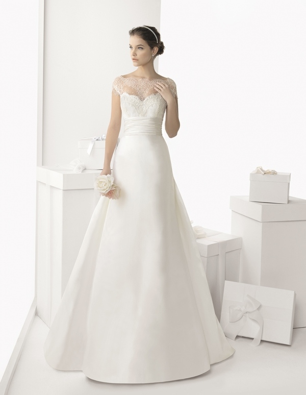 bröllopsklänning-2014-en-linje-hög midja-spets-topp