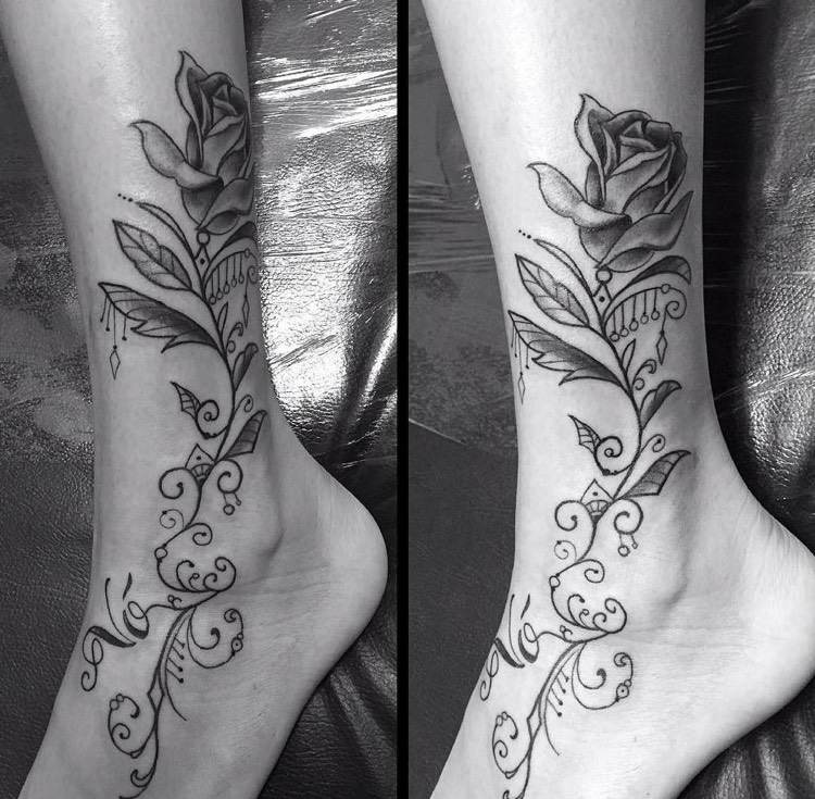 Rose tendril tatuering fot abstrakt