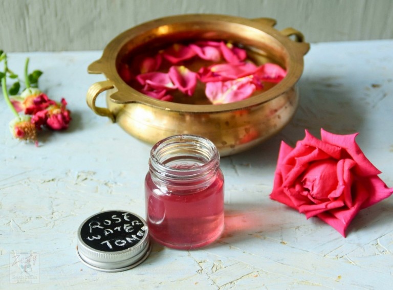 Gör rosenvatten själv DIY -instruktioner ansiktsrengöring från rosor torr hudvård