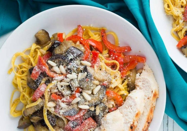 Saffranrecept Pasta Grönsaker Parmesan Gurka