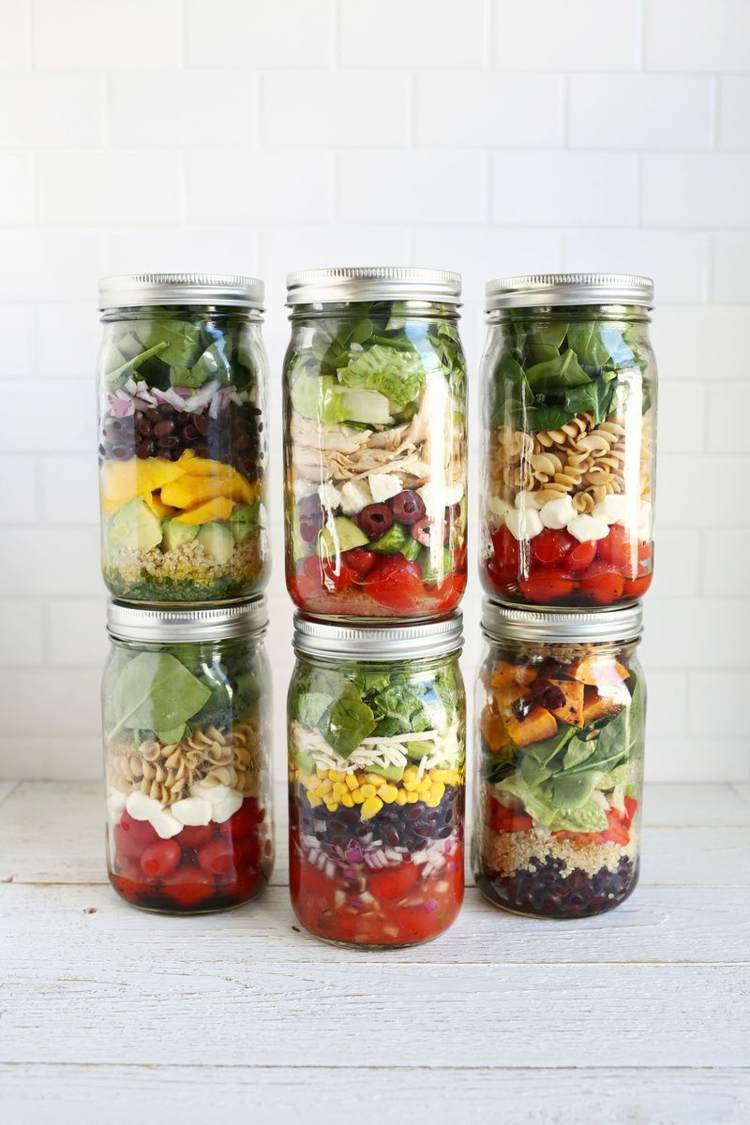 Sallad i ett glas idéer-recept-lagring-kylskåp-grönsaker