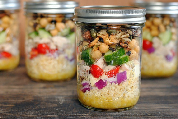 sallad-glas-bulgur-vete-instruktioner-beredning-gurka-ärtor