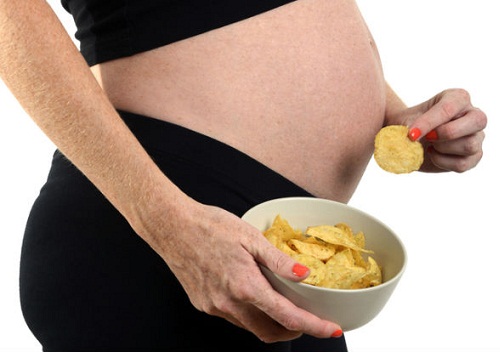 Suolainen ruoka raskauden aikana