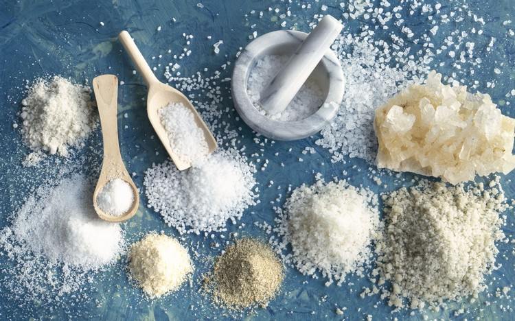 Lågt saltlagningstips för en hälsosam kost