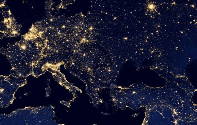 Europa natt satellitljus rymdbilder