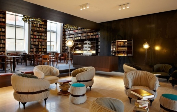 designhotell med en extraordinär atmosfär foajé