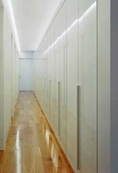 minimalistisk-lägenhet-interiör-Metropolitan-United-Studio