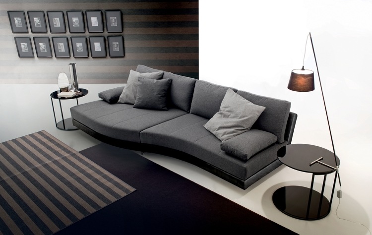Bäddsoffa i grå -evans-ditre-italia-organisk-form-läslampa-modern-design