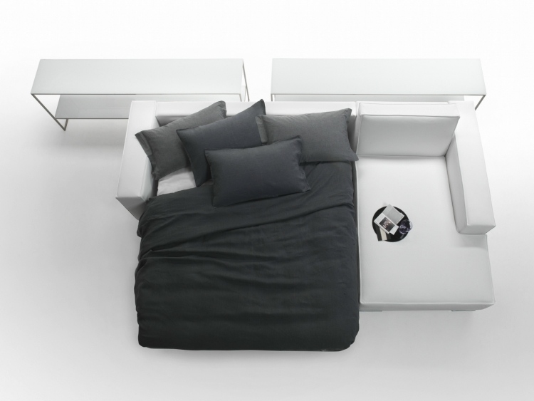 Bäddsoffa med sänglåda-hörnsoffa-rem-stor-vit-säng-funktion
