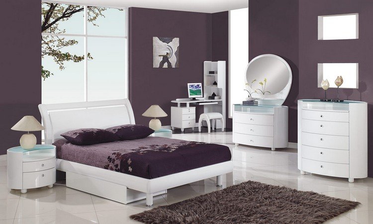 sovrum-möbler-set-komplett-matt-vit-aubergine-väggfärg
