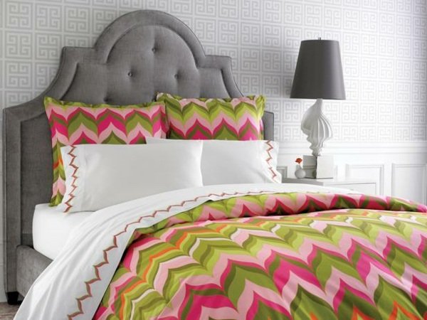 grå säng modern sovrum design