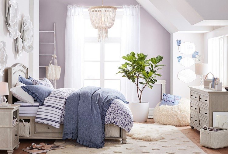 Gör ett sovrum med väggfärg lila i boho -stil