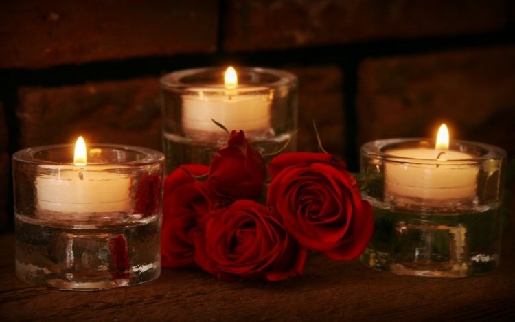 sovrum romantisk dekoration-litet-glas-ljusstake