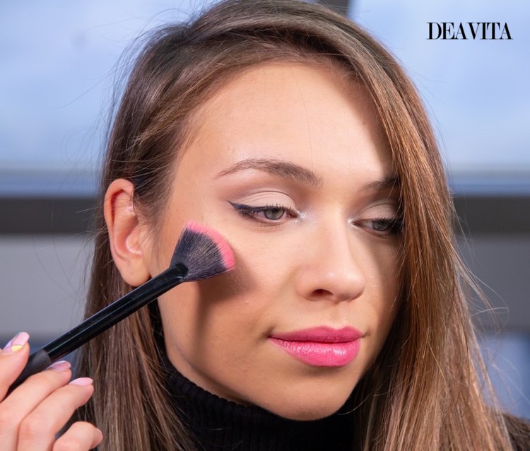 Cut Crease Eye Makeup Trend Guide