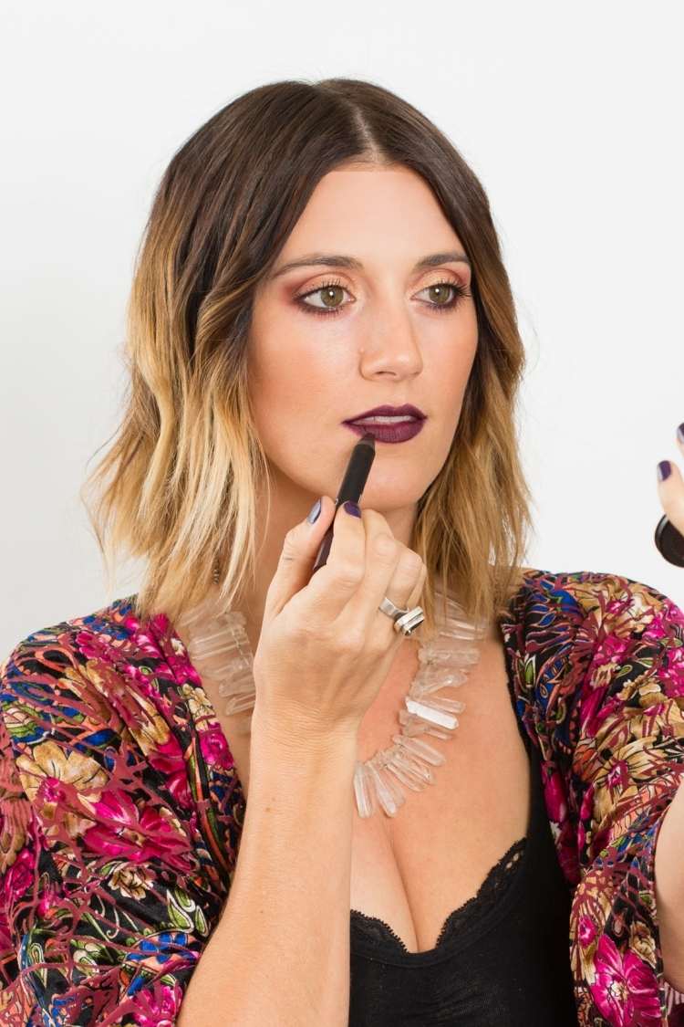 Makeup-tips-tricks-mörk-läppstift-marsala-färg-boho-stil-chic-make-up