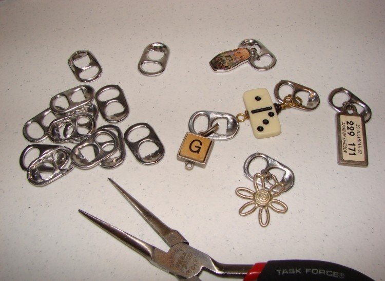 smycken-från-burk-stängningar-diy-verktyg-saker
