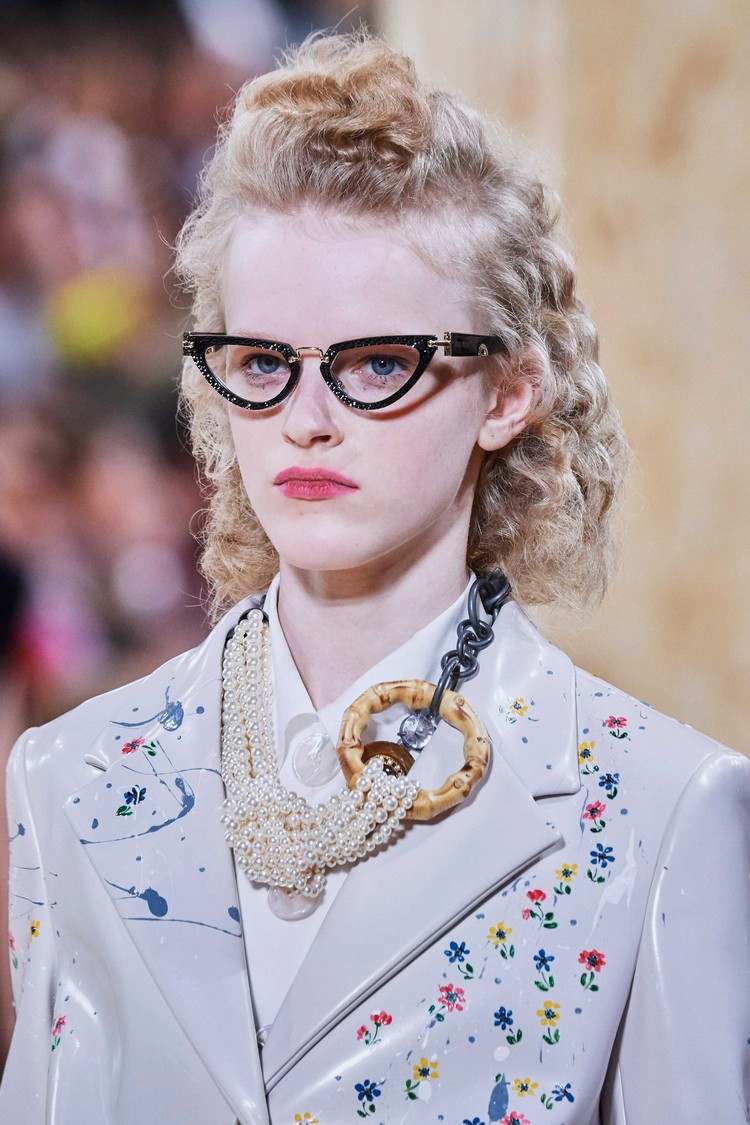 Solglasögon Halsband Tillbehör Trends Statement Halsband