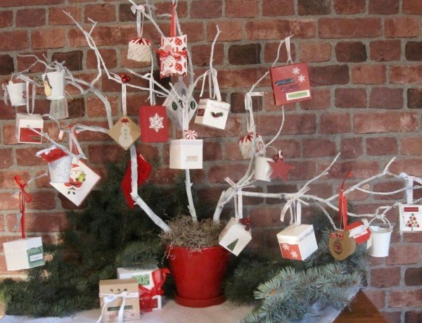 Idéer-utomhus-dekoration-till-jul-träd-advent-krans