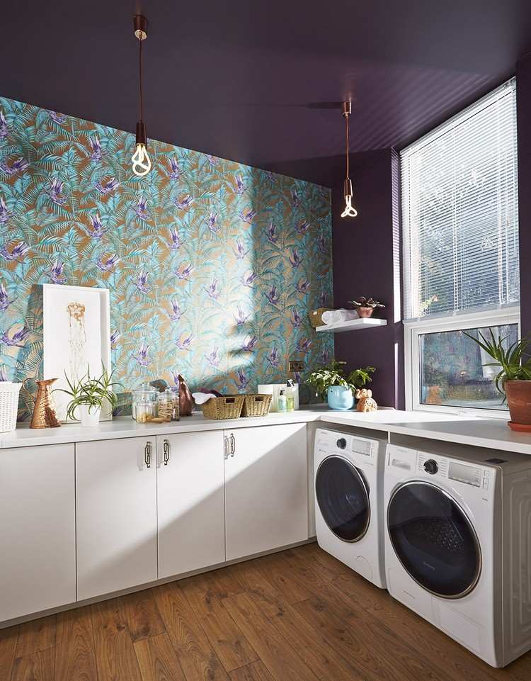 Kök tapetidéer modern-kök-loft-stil-lila-tak-vägg