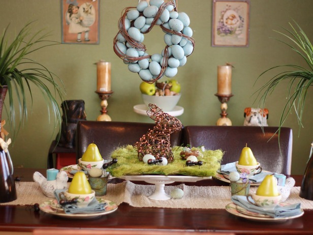 påsk dekoration bord idéer krans ägg päron koppar kanin