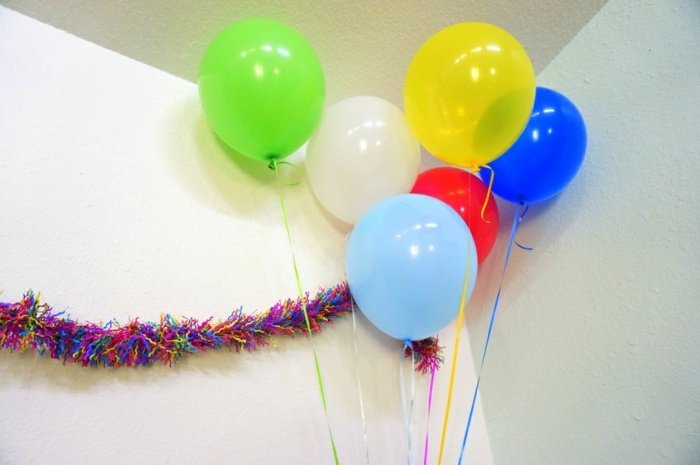 Ballonger-idéer-färgade-dekoration