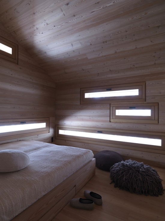 interiör sovrum litet rätlinjigt fönster ljus litet