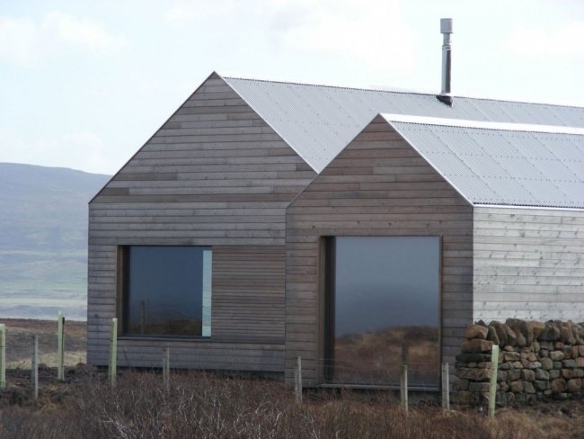 Trähus villa lutande tak-borreraig dualchas-arkitekter Skottlands arkitektur