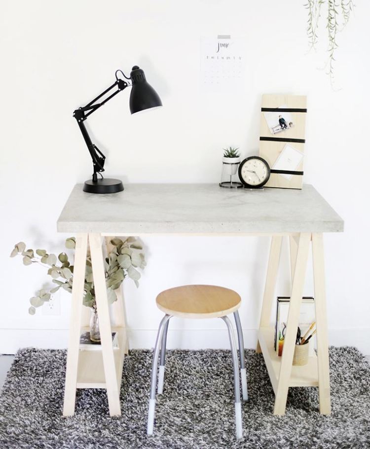 skrivbord-bygg-själv-idéer-arbetsbord-modern-skandinavisk stil-betong-platta-ben