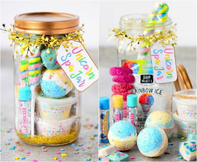 hemlagade-gåvor-badbollar-mason jar-spa-relax-färgade-läppstift-bad salt-bad pärlor-glitter