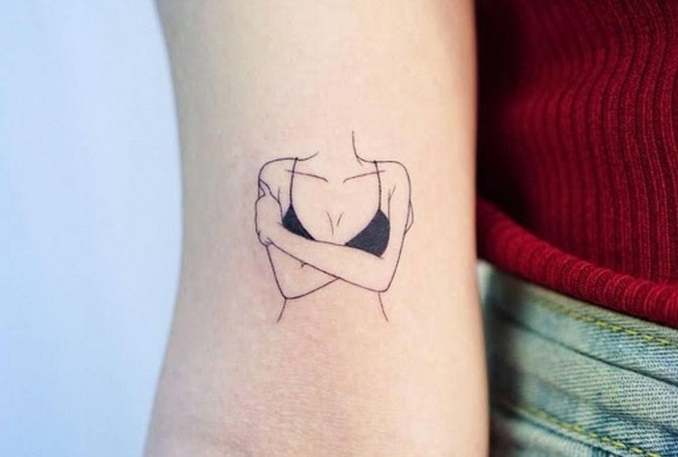 vad är self love tattoo små tatueringsdesigner med mening för kvinnor