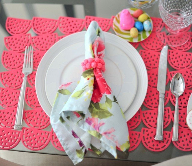Servetter vackra bordsdekorationer rosa vattenmelonunderlägg