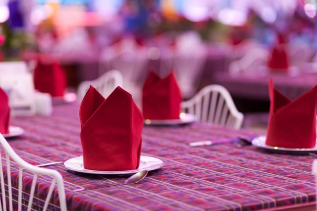 Bishop's hat fold garden party organiserar cool design