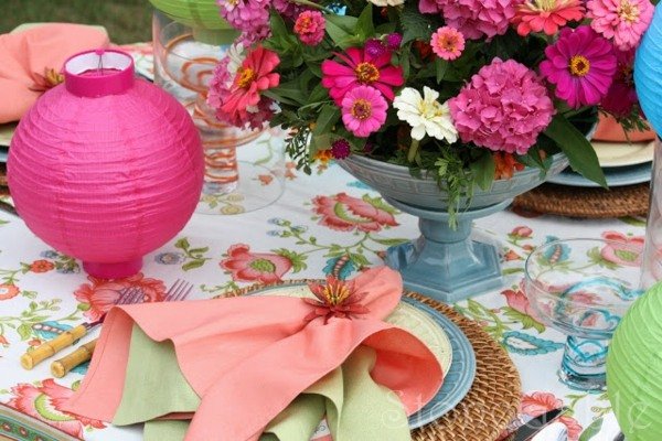Bordsservettring blommor lykta bordsduk mönster