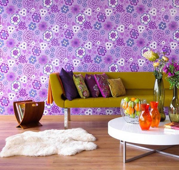lila-väggmålning-vardagsrum