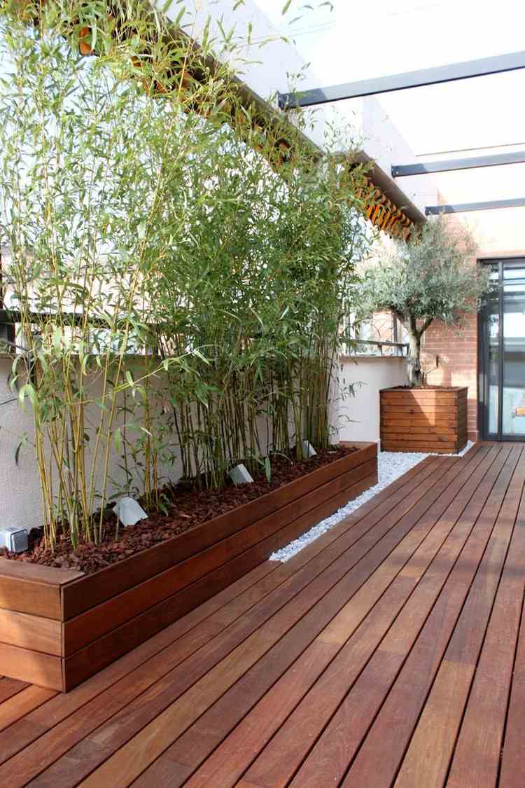 Sekretess skärm-balkong-bambu-växter-höjda sängar-trä-mulch