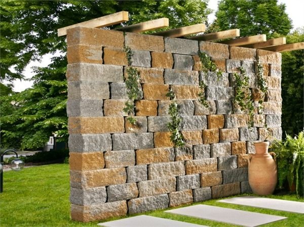 planterad pergola solskydd trädgård design